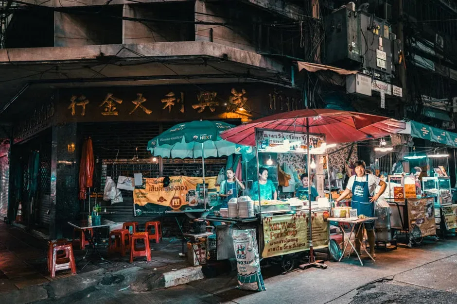Vui Pnest Night Market