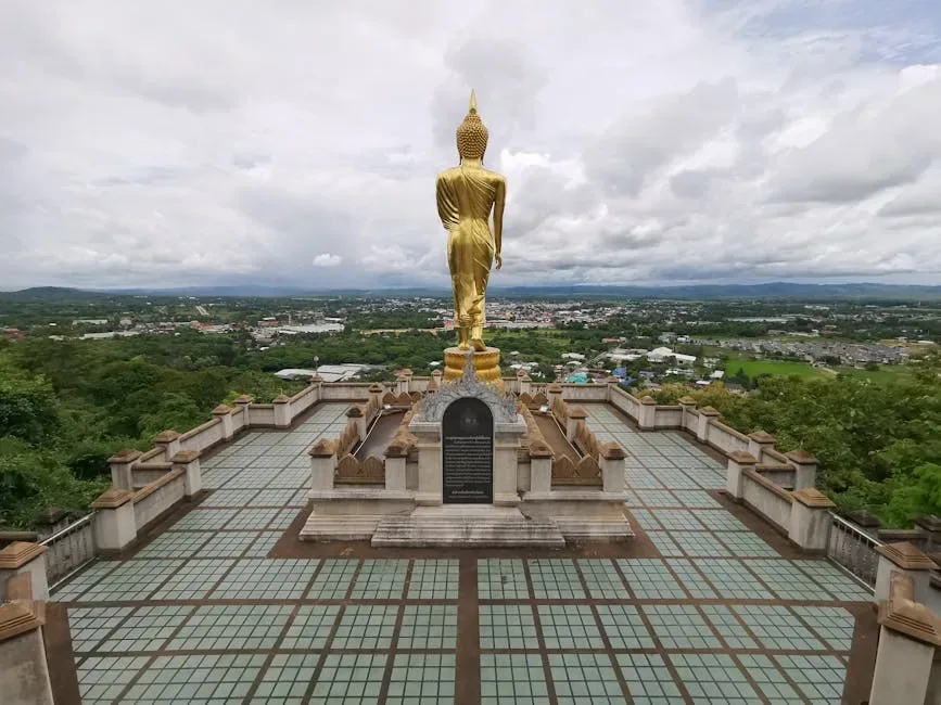 Wat Khao Chi Chan