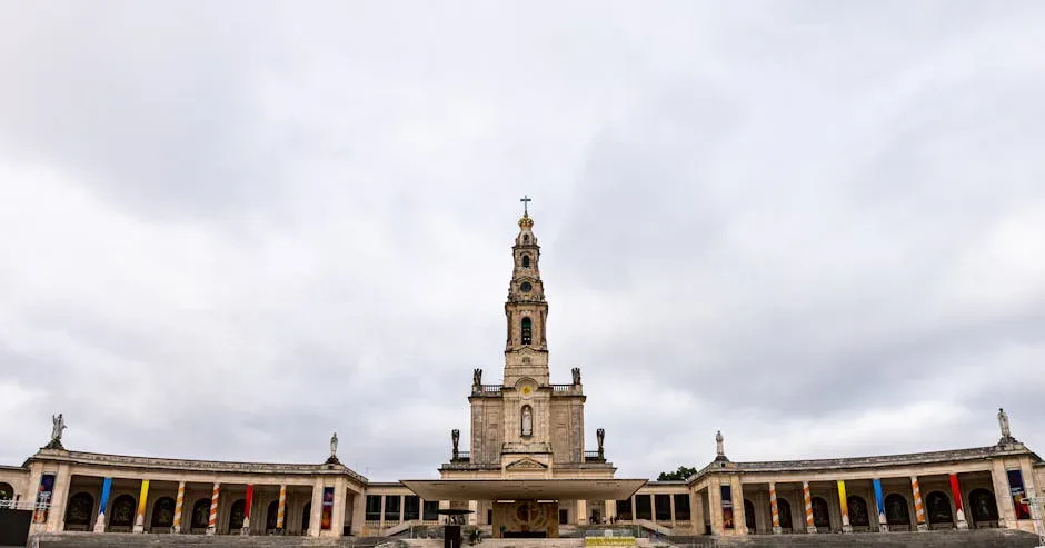 포르투갈 9일 #slow패키지#노쇼핑#리스본/포르토 자유시간#페냐성 내부관람#렐루서점#3대특식#인솔자동행 일정 이미지 4