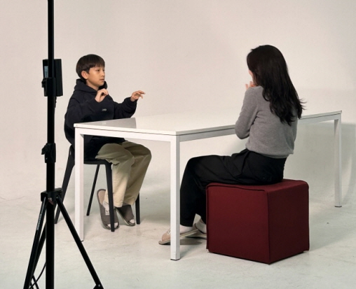 금융 앱 광고 촬영