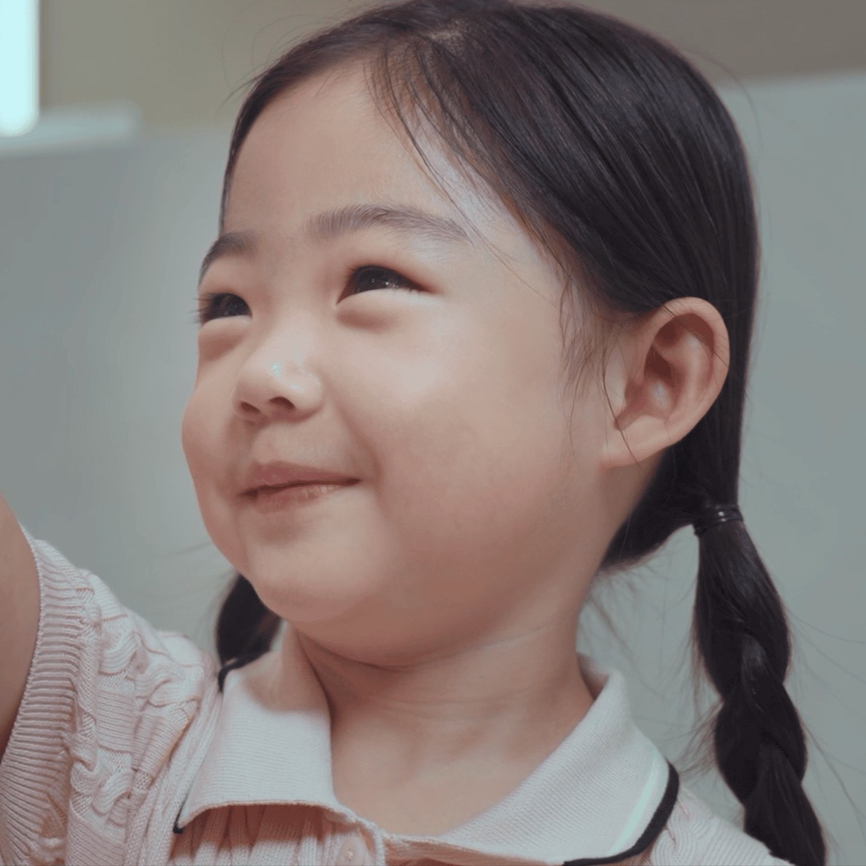 연세투핸즈치과 오픈 홍보 영상