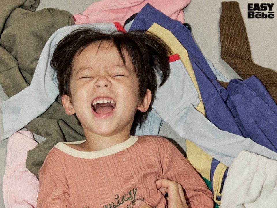 런레빗 룩북