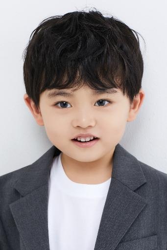캐스팅하우스 박이준