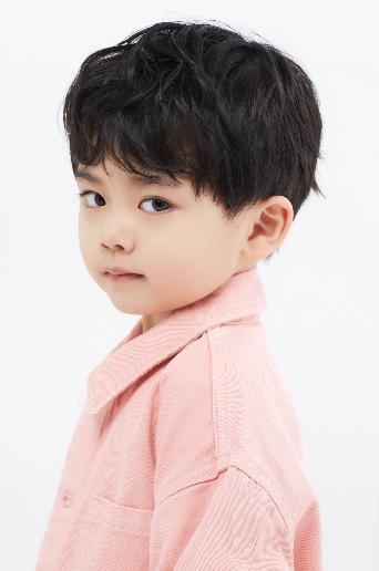 캐스팅하우스 박이준