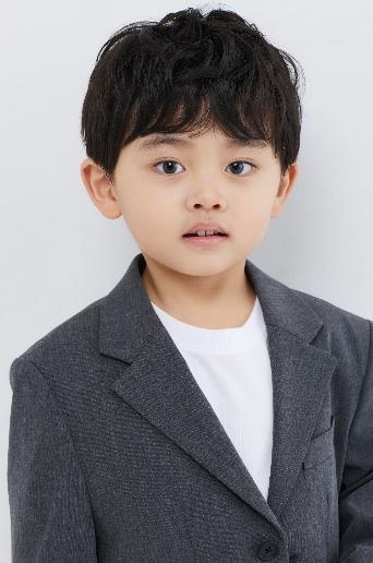 캐스팅하우스 박이준