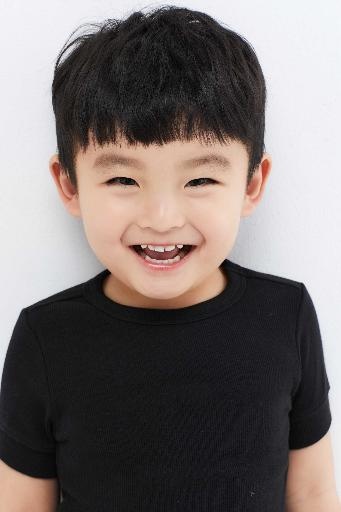 캐스팅하우스 윤그린