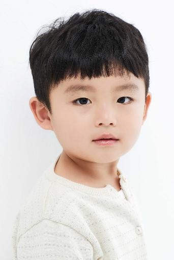 캐스팅하우스 윤그린