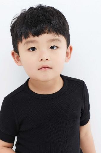 캐스팅하우스 윤그린