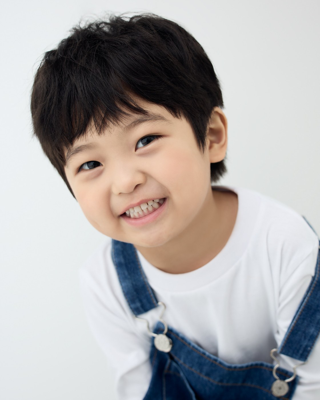 캐스팅하우스 윤시유