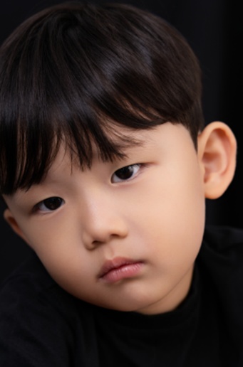 캐스팅하우스 육현호
