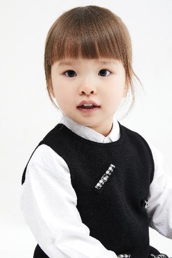 캐스팅하우스 손윤슬