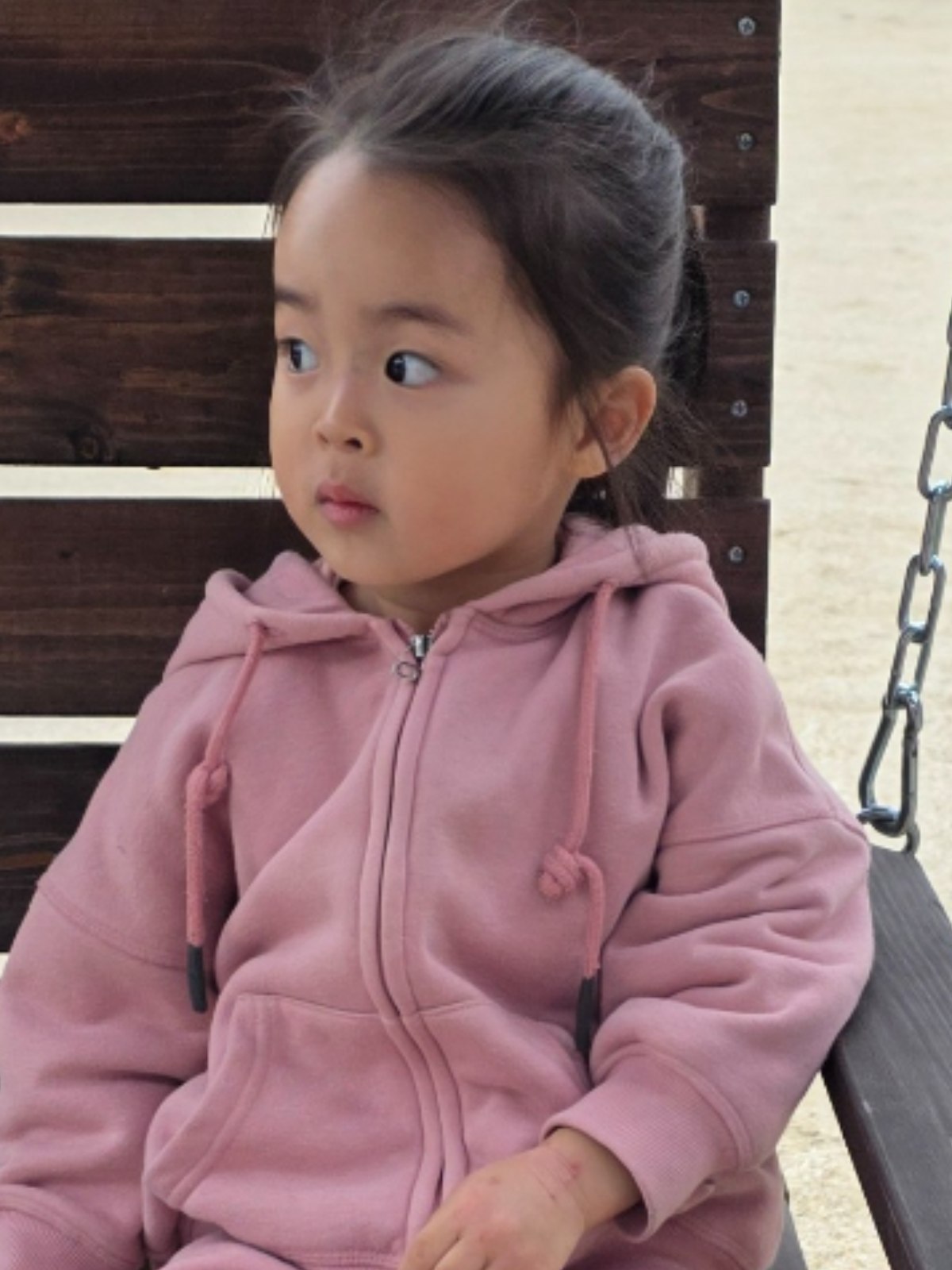 캐스팅하우스 육정안