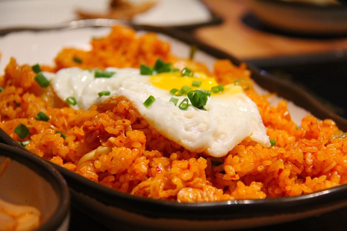 치즈까스 단면과 메뉴 후기