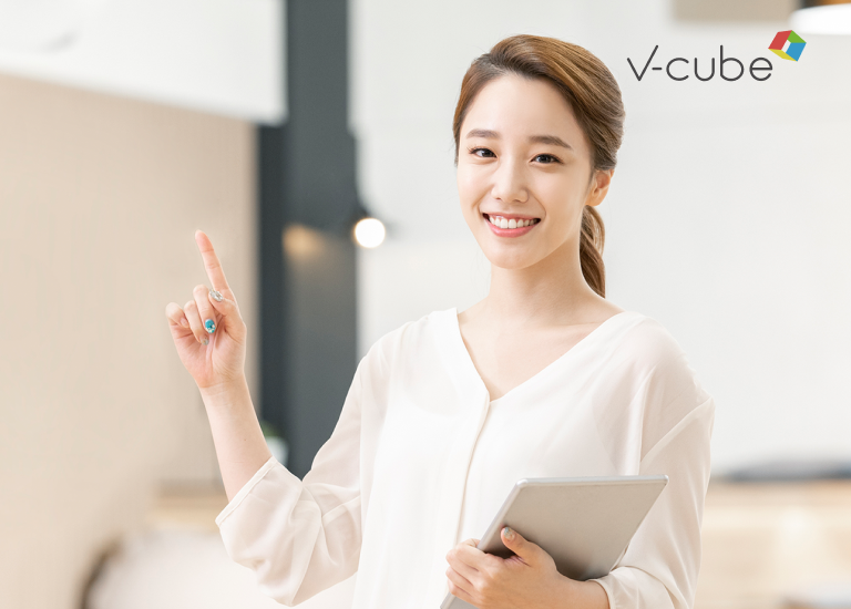 디자인펀치 제작 - v-cube Responsive Web/App, Landing Page 메인 비주얼 (모바일)