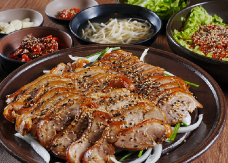 디자인펀치 제작 - 두시야들 Responsive Web/App, Landing Page 메인 비주얼 (모바일)