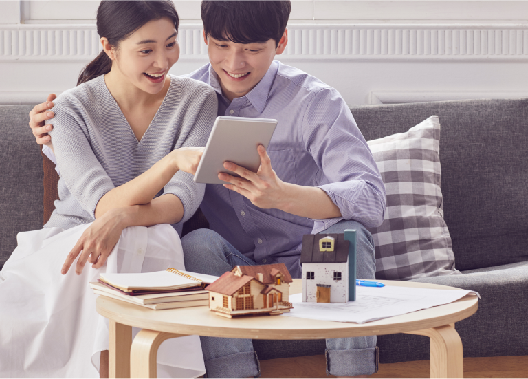 디자인펀치 제작 - 화인이사모아 Responsive Web/App 메인 비주얼 (모바일)