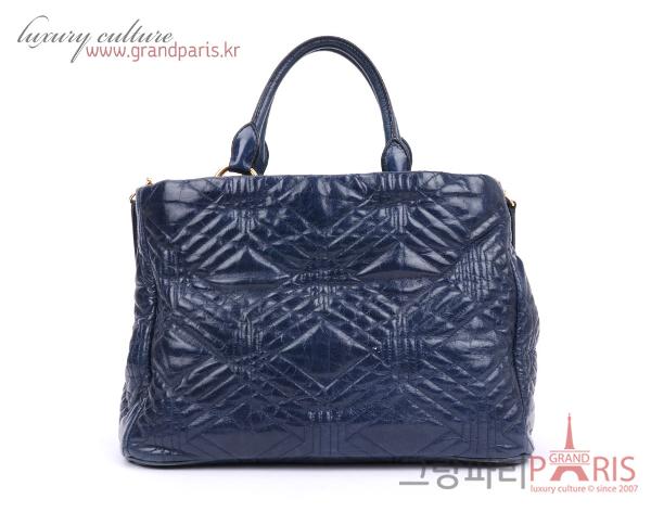 미우미우 네이비블루 금장 다이아퀼팅 토트 겸 숄더