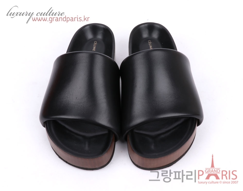 셀린느 블랙 레더 심플 와이드 스트랩 슬리퍼 35