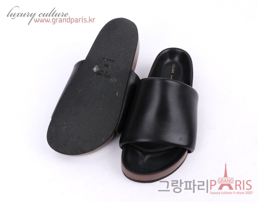 셀린느 블랙 레더 심플 와이드 스트랩 슬리퍼 35