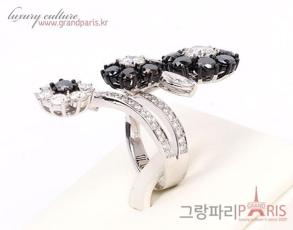 FineJewerly 블랙 앤 화이트 천연다이아몬드 플라워 모티브 링