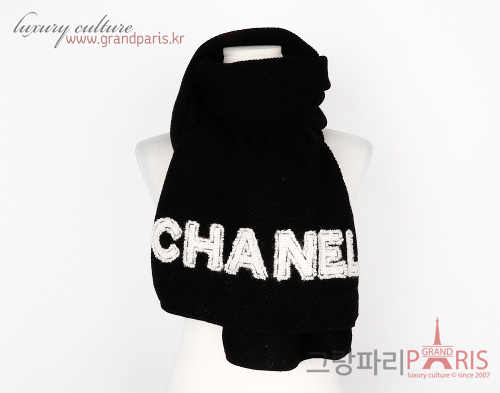 샤넬 레터링 캐시미어 머플러 블랙