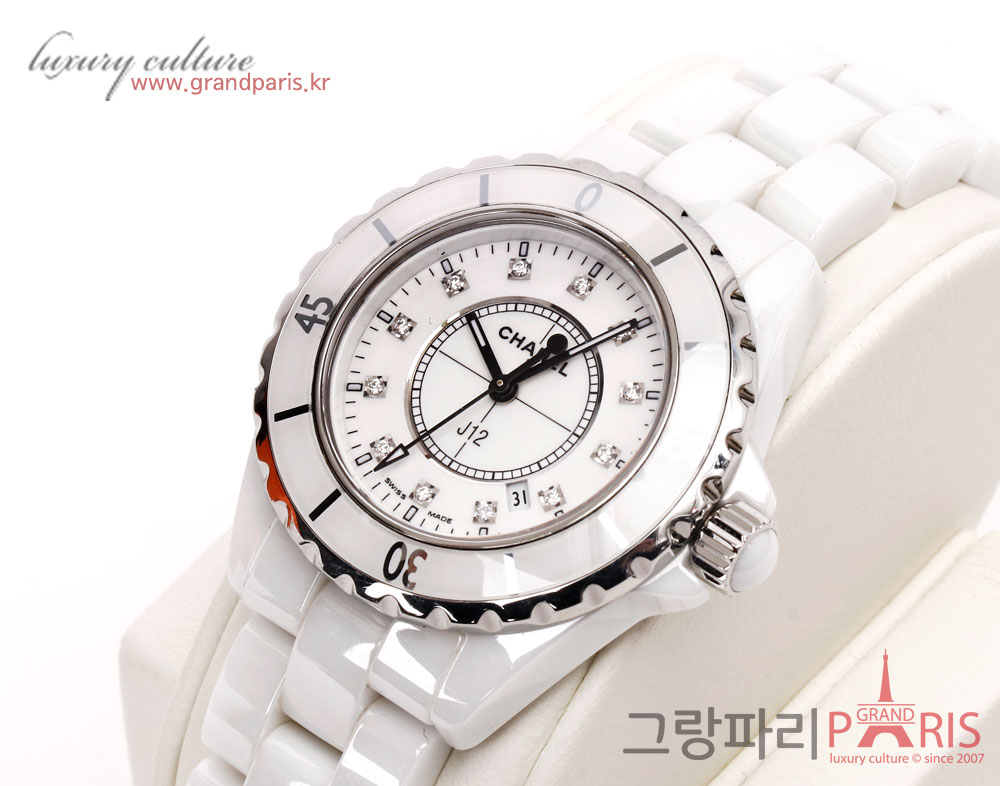 샤넬 J12 화이트 세라믹 다이아 12p 여성시계 33mm 