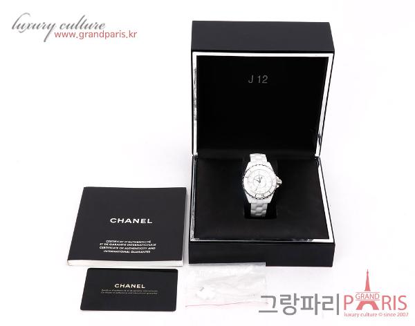 샤넬 J12 화이트 세라믹 다이아 12p 여성시계 33mm 