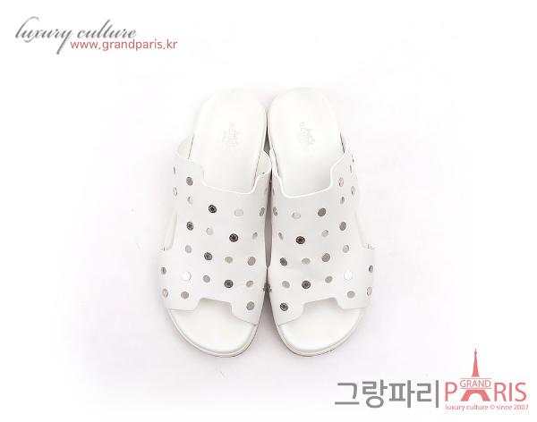 에르메스 화이트 셀리에 버튼 오버솔 샌들 38 1/2