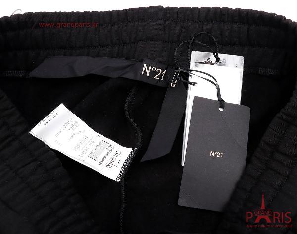 N21 블랙 로고 트레이닝 팬츠 L	