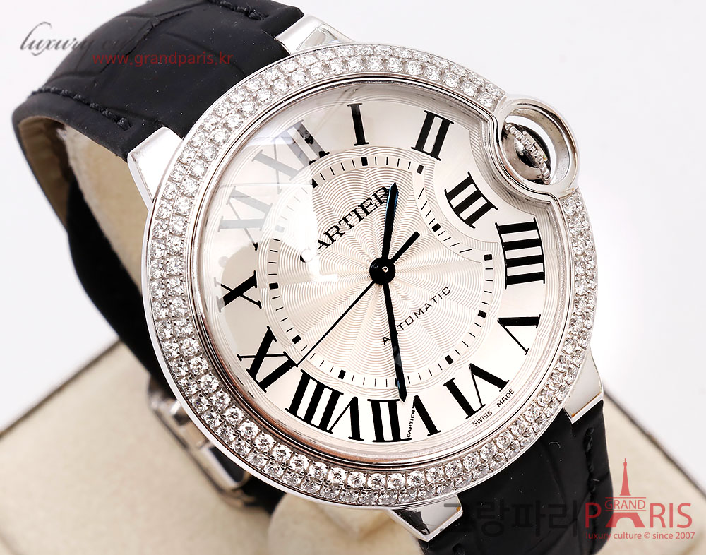 까르띠에 발롱블루 베젤 다이아 화이트골드 시계