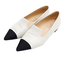 샤넬 그로스그레인 화이트 블랙 캡토 로퍼 38C  보러가기