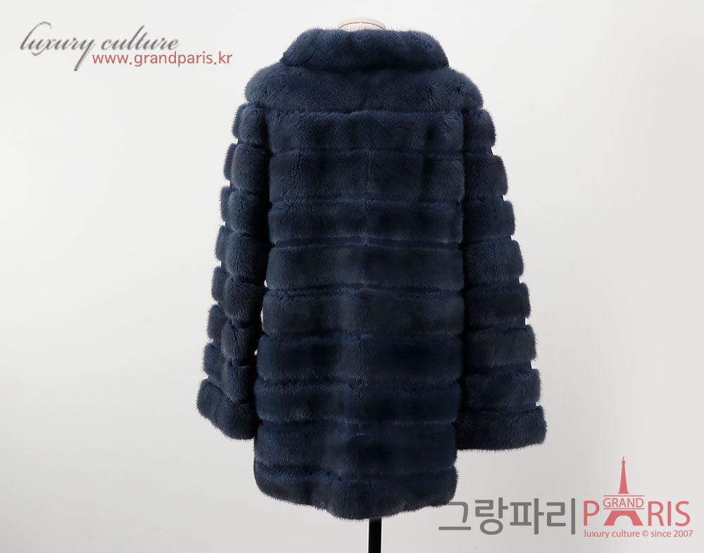 CARMEN MARC VALVO 블루 밍크 하프 코트