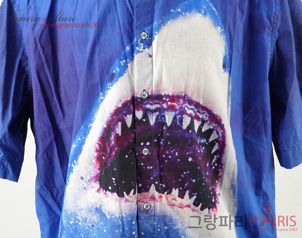 MSGM 블루 샤크 프린트 반소매 셔츠 43/17