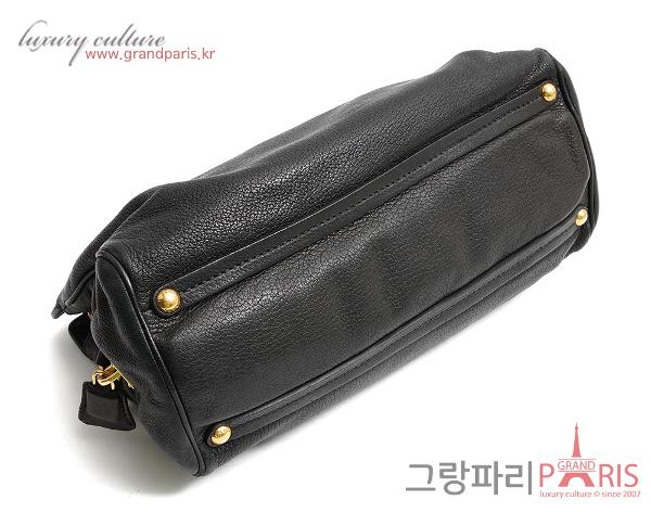 프라다 블랙 스퀘어 숄더백