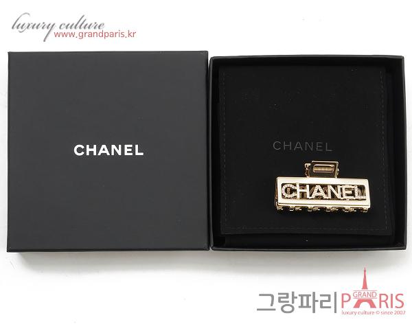 샤넬 로고 헤어클립 샴페인골드