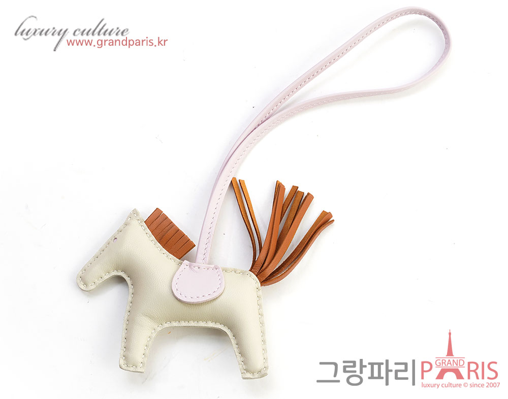 에르메스 로데오 백참 PM 크레 골드 핑크