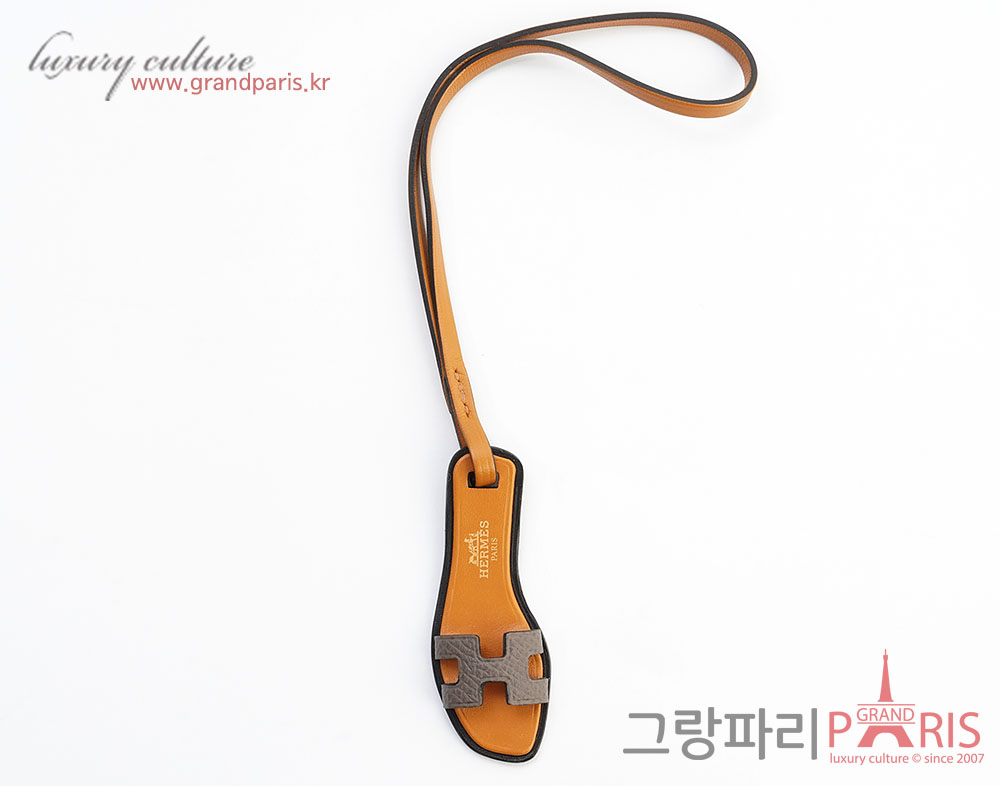 에르메스 오란 나노 백참 그리스 에땅