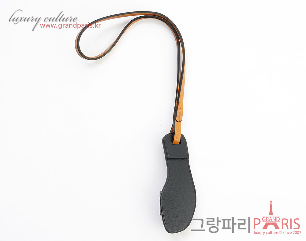 에르메스 오란 나노 백참 그리스 에땅