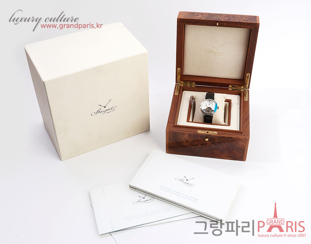 브레게 클래식 그랜드 컴프리케이션 뚜르비옹 화이트골드