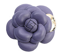 샤넬 까멜리아 브로치 보러가기