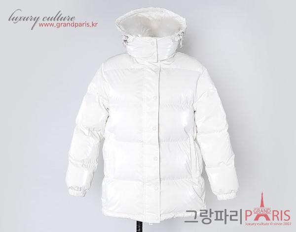 몽클레어 화이트 후드 로고패치 패딩 자켓 00