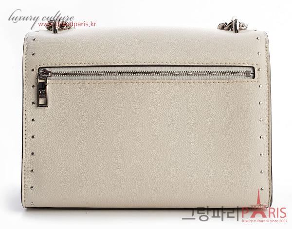 루이비통 아이보리 트위스트 숄더 