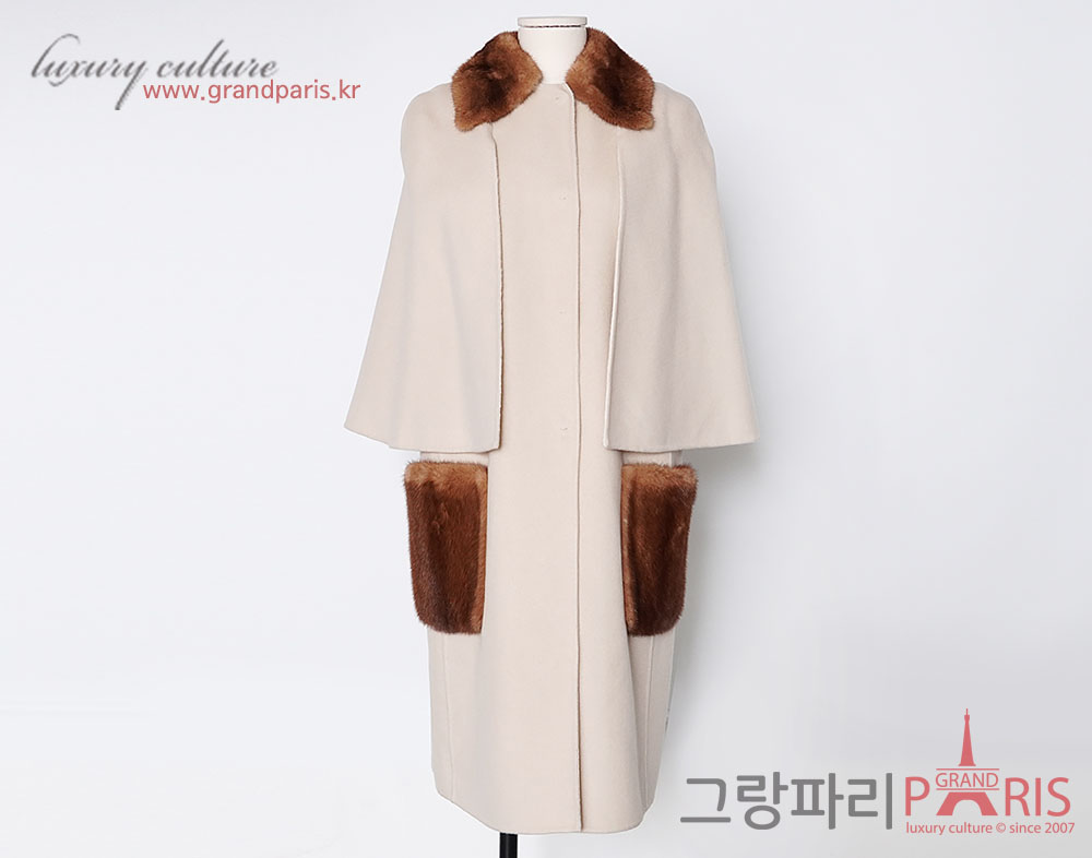 펜디 샌드 브라운 밍크 포켓 카라 케이프 코트 44