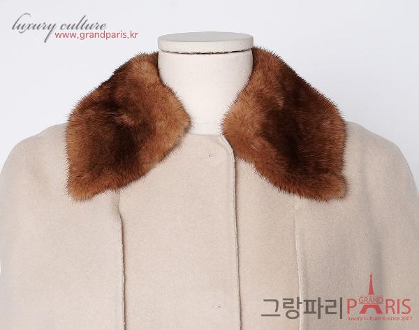 펜디 샌드 브라운 밍크 포켓 카라 케이프 코트 44
