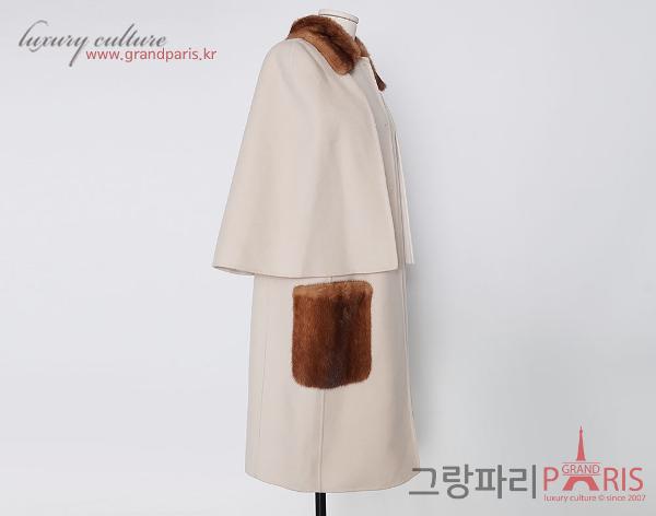 펜디 샌드 브라운 밍크 포켓 카라 케이프 코트 44