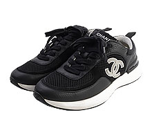 샤넬 블랙 CC로고 스니커즈 36 1/2	 보러가기