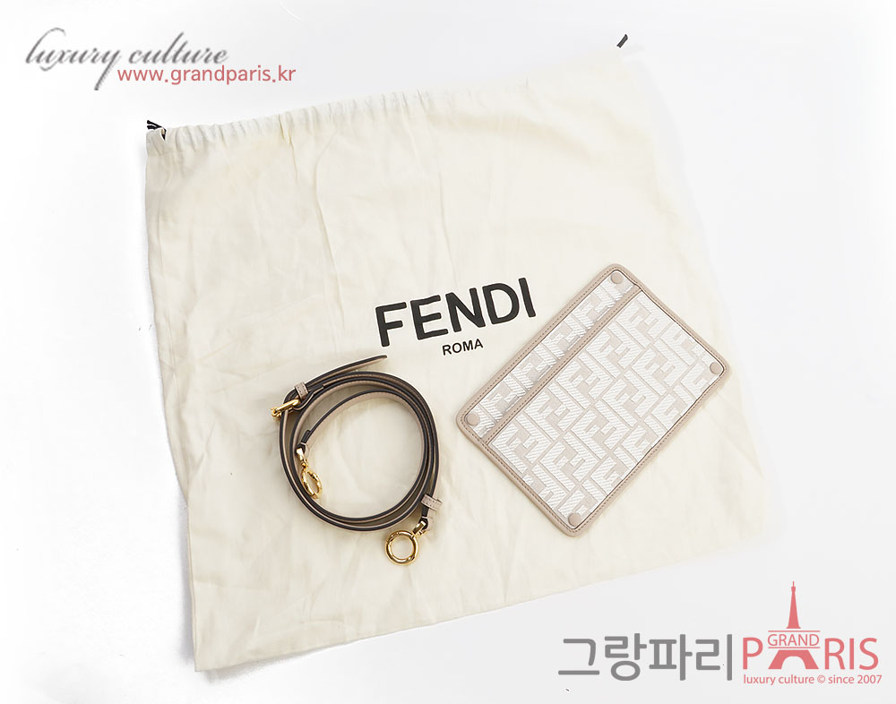 펜디 피카부 미듐 토트 겸 숄더 도브