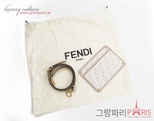 펜디 피카부 미듐 토트 겸 숄더 도브