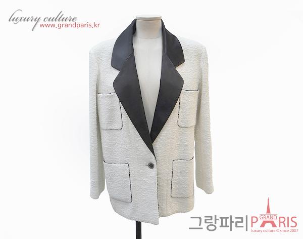 샤넬 화이트 블랙 코튼 트위드 자켓 36	