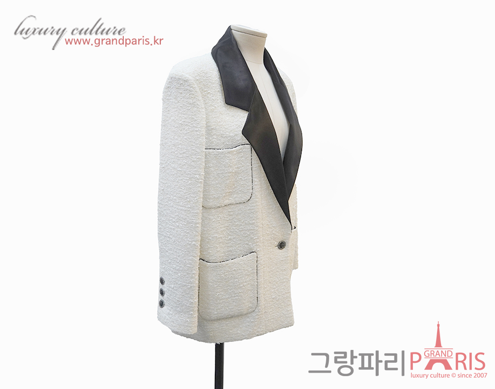 샤넬 화이트 블랙 코튼 트위드 자켓 36	